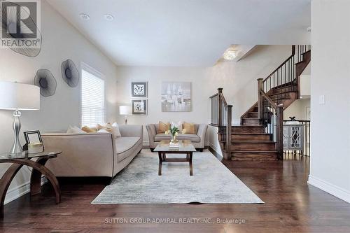 5 - 10060 Keele Street, Vaughan (Maple), ON - Indoor Photo Showing Living Room