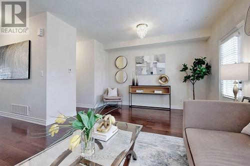 5 - 10060 Keele Street, Vaughan (Maple), ON - Indoor Photo Showing Living Room