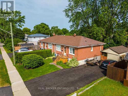 1306* Leighland Road, Burlington (Freeman), ON - Outdoor