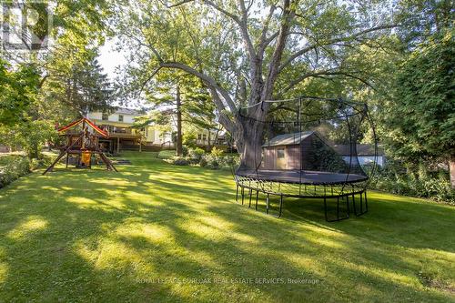 383 Patricia Drive, Burlington (Bayview), ON - Outdoor