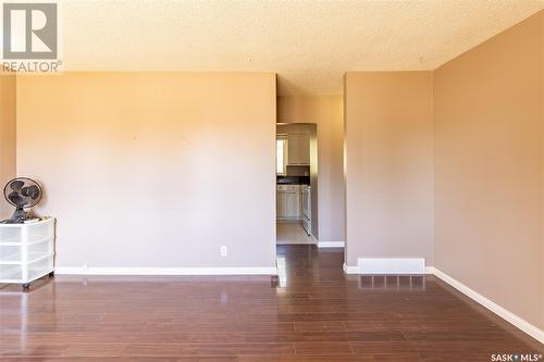 1342 Grandview Street W, Moose Jaw, SK - Indoor Photo Showing Other Room