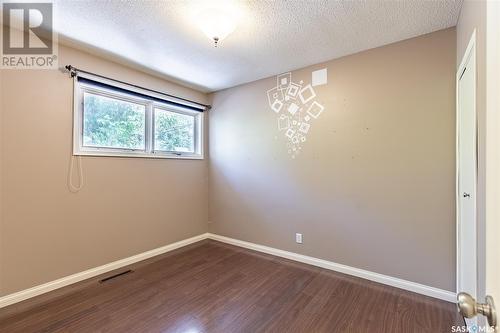 1342 Grandview Street W, Moose Jaw, SK - Indoor Photo Showing Other Room