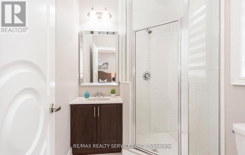 9 Bedouin Crescent, Brampton, ON - Indoor Photo Showing Bathroom