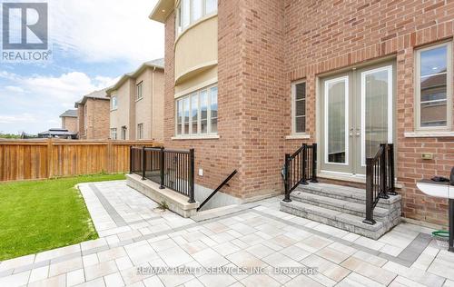 9 Bedouin Crescent, Brampton (Toronto Gore Rural Estate), ON - Outdoor With Exterior