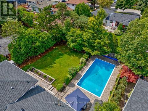 4499 Rogers Road, Burlington (Shoreacres), ON - Outdoor With In Ground Pool