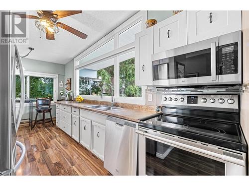 1301 Begley Road, Kelowna, BC - Indoor Photo Showing Kitchen With Double Sink