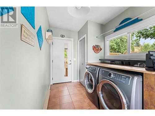 1301 Begley Road, Kelowna, BC - Indoor Photo Showing Laundry Room