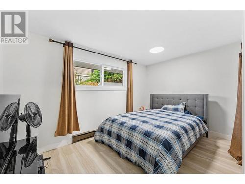 1301 Begley Road, Kelowna, BC - Indoor Photo Showing Bedroom