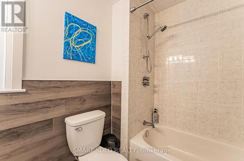 148 Richmond Street, Richmond Hill, ON - Indoor Photo Showing Bathroom