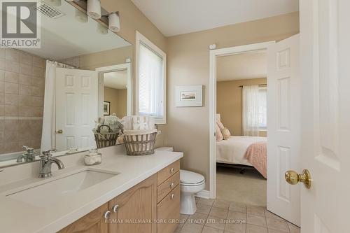 52 Forester Crescent, Markham, ON - Indoor Photo Showing Bathroom