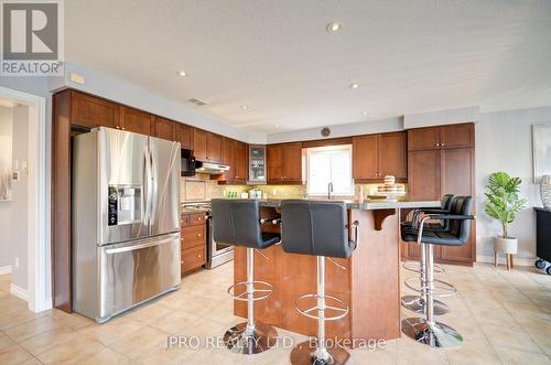 21 Coutts Court, Guelph, ON - Indoor Photo Showing Kitchen