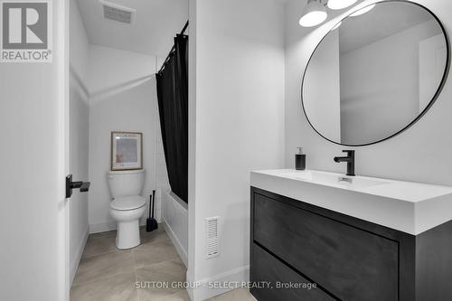 5 full bathrooms + powder room - 46 Exmoor Place, London, ON - Indoor Photo Showing Bathroom