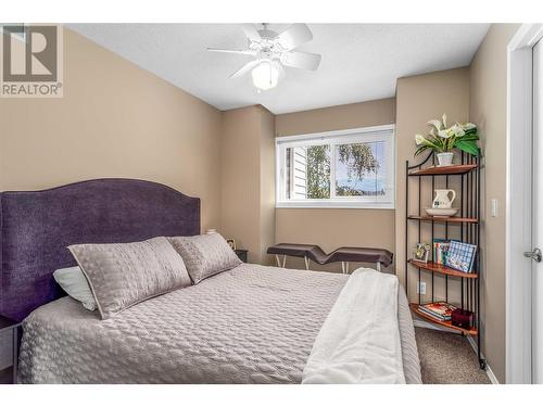 350 Davie Road Unit# 1, Kelowna, BC - Indoor Photo Showing Bedroom