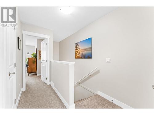 2490 Tuscany Drive Unit# 26, West Kelowna, BC - Indoor Photo Showing Living Room