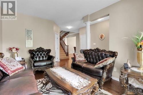 100 Monterossa Street, Ottawa, ON - Indoor Photo Showing Living Room