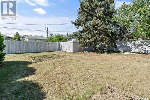 320 Bottomley Avenue S, Saskatoon, SK - Outdoor