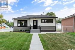 1601 Cairns AVENUE  Saskatoon, SK S7H 2H7