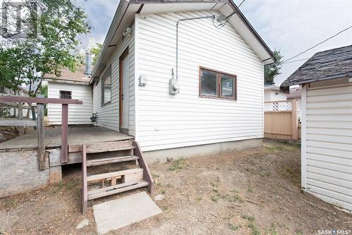 961 Caribou Street W, Moose Jaw, SK - Outdoor With Exterior