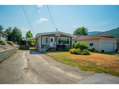 103 Johnson Road, Fruitvale, BC - Outdoor With Facade