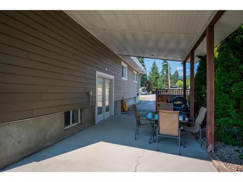 103 Johnson Road, Fruitvale, BC - Outdoor With Exterior