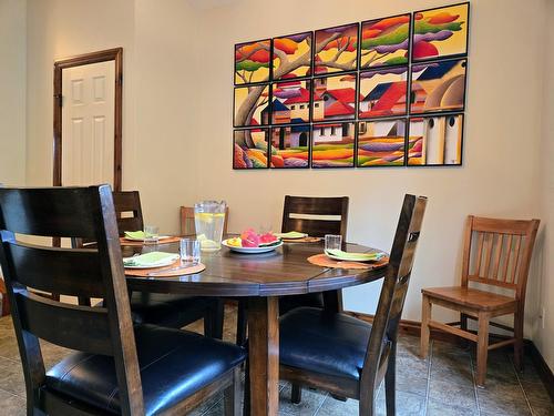 25 - 4878 Ridge Road, Radium Hot Springs, BC - Indoor Photo Showing Dining Room