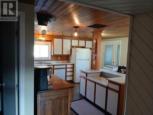 3168 Copeland Road, Quesnel, BC - Indoor Photo Showing Kitchen With Double Sink