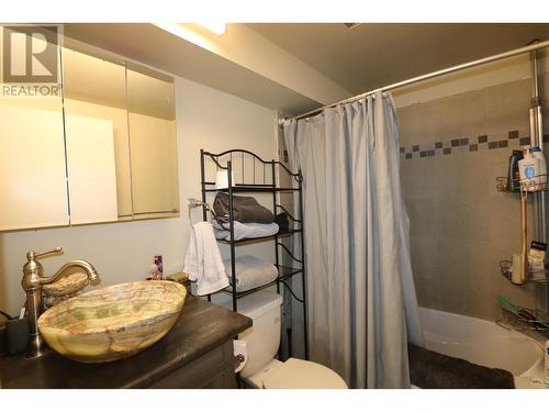 3168 Copeland Road, Quesnel, BC - Indoor Photo Showing Bathroom