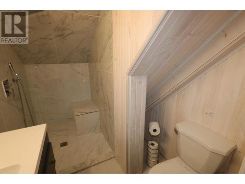 3168 Copeland Road, Quesnel, BC - Indoor Photo Showing Bathroom