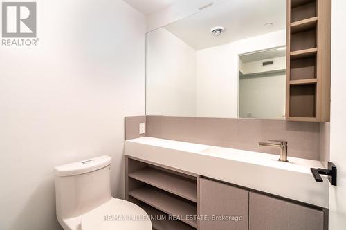 3817 - 319 Jarvis Street, Toronto, ON - Indoor Photo Showing Bathroom