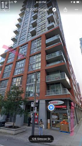 3302 - 126 Simcoe Street, Toronto (Waterfront Communities), ON - Outdoor