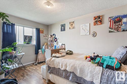 11830 48 St Nw, Edmonton, AB - Indoor Photo Showing Bedroom