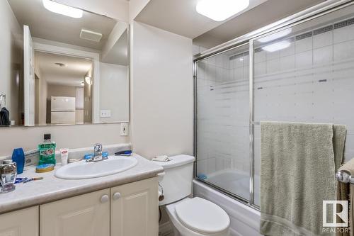 11830 48 St Nw, Edmonton, AB - Indoor Photo Showing Bathroom