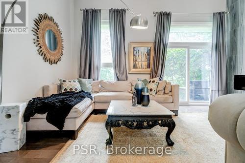 22 - 50 Verne Crescent, Toronto (Malvern), ON - Indoor Photo Showing Living Room