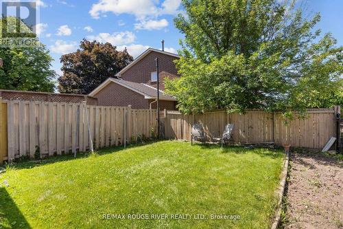 72 Coles Avenue, Vaughan (Vaughan Grove), ON - Outdoor