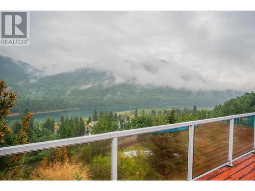 534 14Th  Avenue, Genelle, BC - Outdoor With View