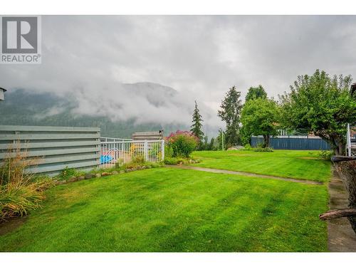 534 14Th  Avenue, Genelle, BC - Outdoor