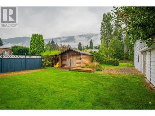 534 14Th  Avenue, Genelle, BC - Outdoor