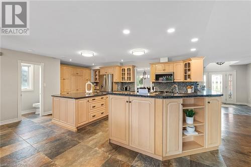 551 Darby Road, Welland, ON - Indoor Photo Showing Kitchen