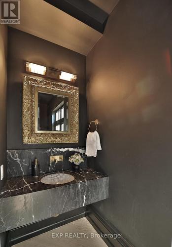 91 Bedford Road, Toronto (Annex), ON - Indoor Photo Showing Bathroom