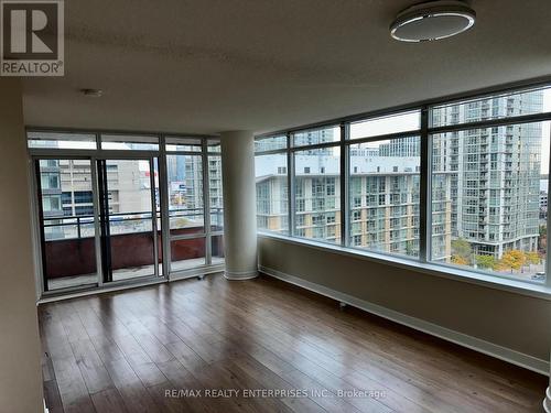 819 - 4K Spadina Avenue, Toronto, ON - Indoor Photo Showing Other Room