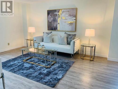 94 Ecclesfield Drive, Toronto (Steeles), ON - Indoor Photo Showing Living Room