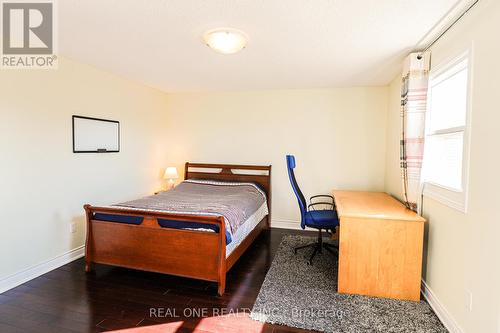 3331 Dovetail Mews, Mississauga, ON - Indoor Photo Showing Bedroom