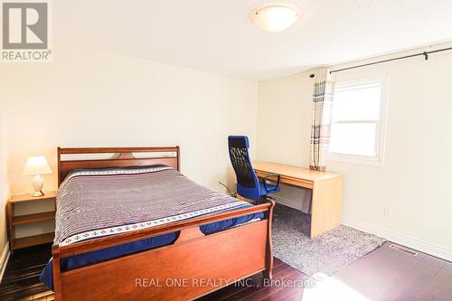 3331 Dovetail Mews, Mississauga, ON - Indoor Photo Showing Bedroom