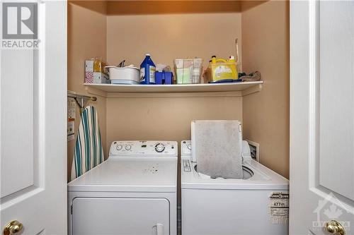 1109 Lichen Avenue, Ottawa, ON - Indoor Photo Showing Laundry Room