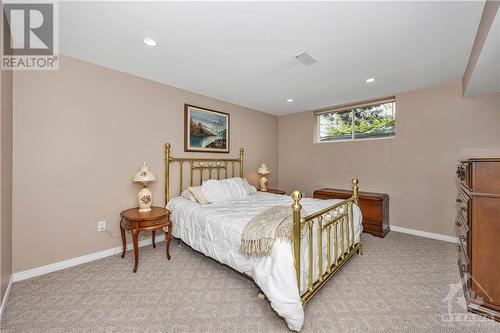 1109 Lichen Avenue, Ottawa, ON - Indoor Photo Showing Bedroom