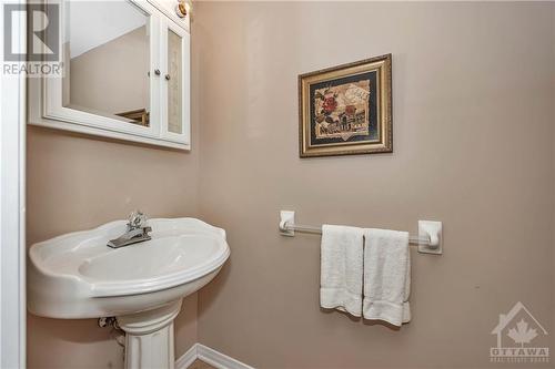 1109 Lichen Avenue, Ottawa, ON - Indoor Photo Showing Bathroom