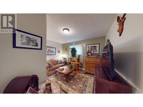 2826 Gook Road, Quesnel, BC - Indoor