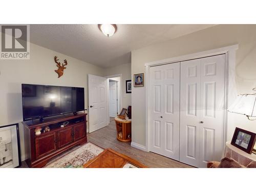 2826 Gook Road, Quesnel, BC - Indoor