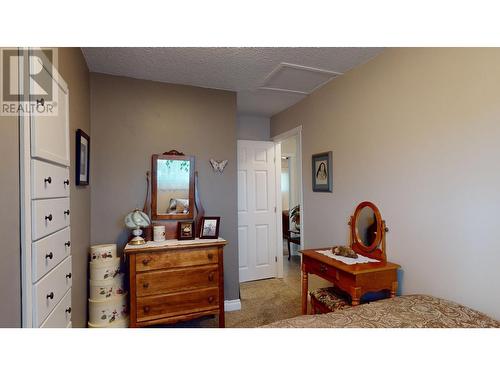 2826 Gook Road, Quesnel, BC - Indoor Photo Showing Bedroom