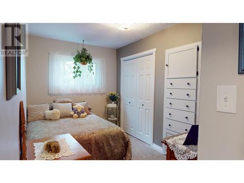 2826 Gook Road, Quesnel, BC - Indoor Photo Showing Bedroom